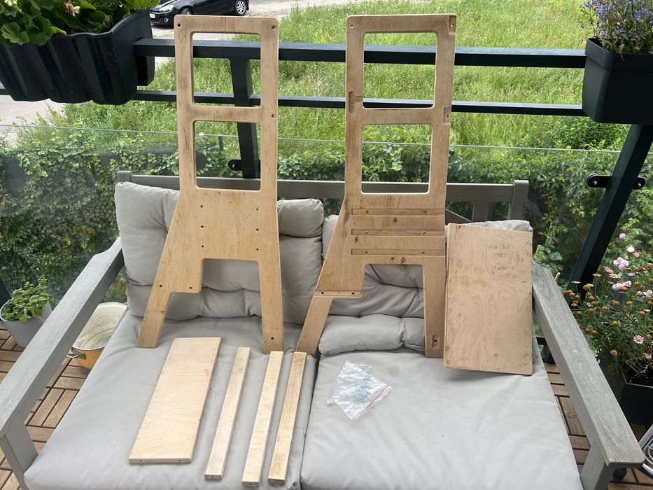 Kitchen  helper ,