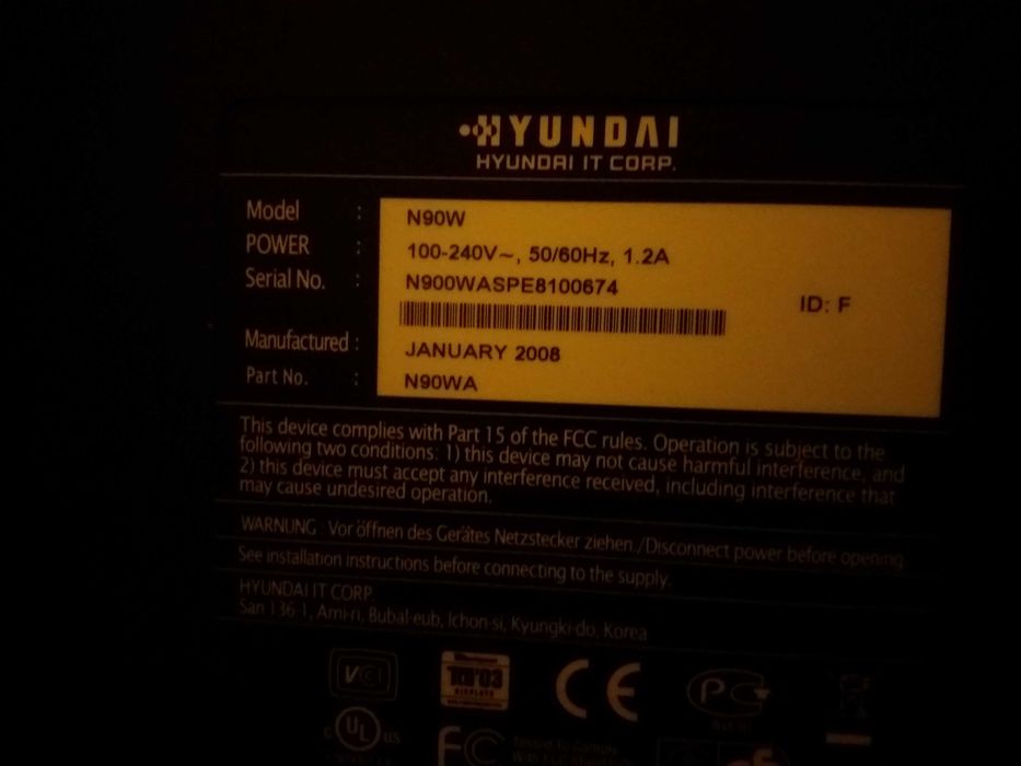 monitor Hyundai do komputera 19 cali ( przekątna 48 cm)