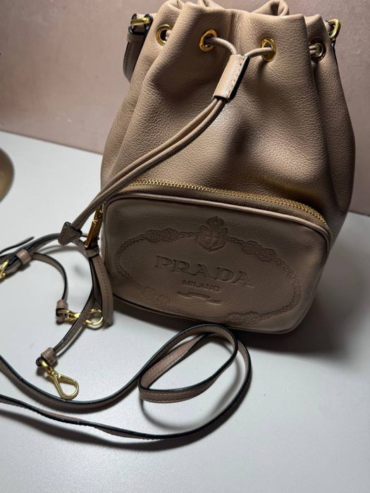 Продам сумку Prada milano original