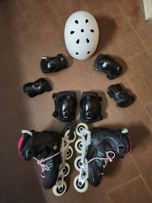 Conjunto de patins muito pouco usado.