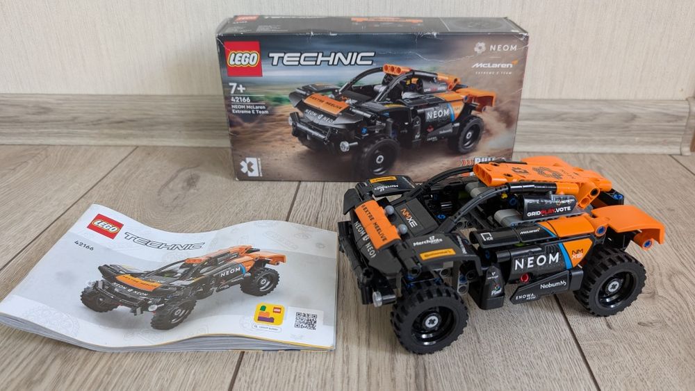 Lego Technic 42166 Neom McLaren