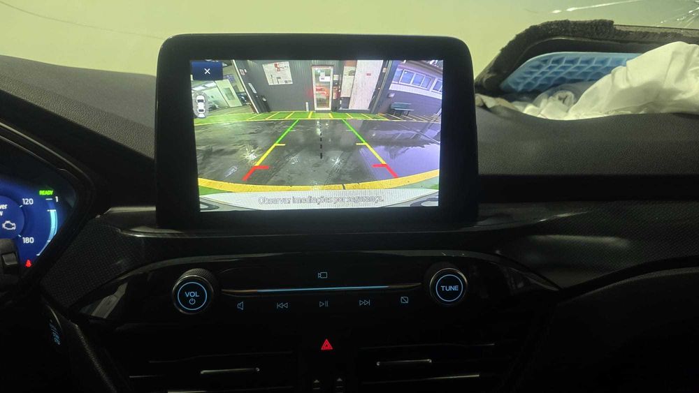 Ford Kuga 2.5 PHEV ST-LINE  -  Salvado