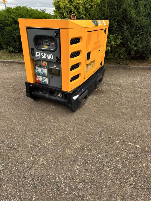 Agregat prądotwórczy SDMO R22 20 kVA | 2016 | 17 430 mth | Po serwisie | Sprawny