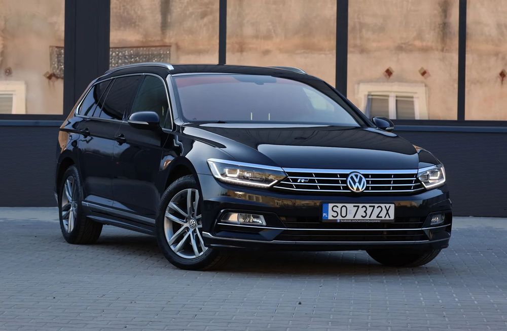 Volkswagen Passat 2,0 TDI-CR R-line Top Led navi ACC kamera
