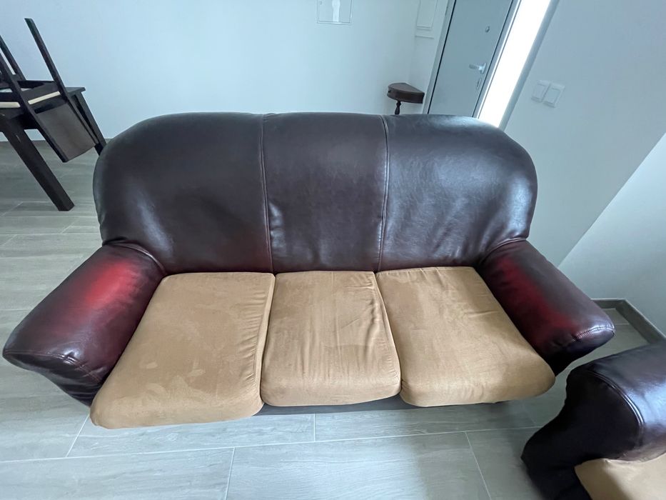 Sofa-cama + Poltronas