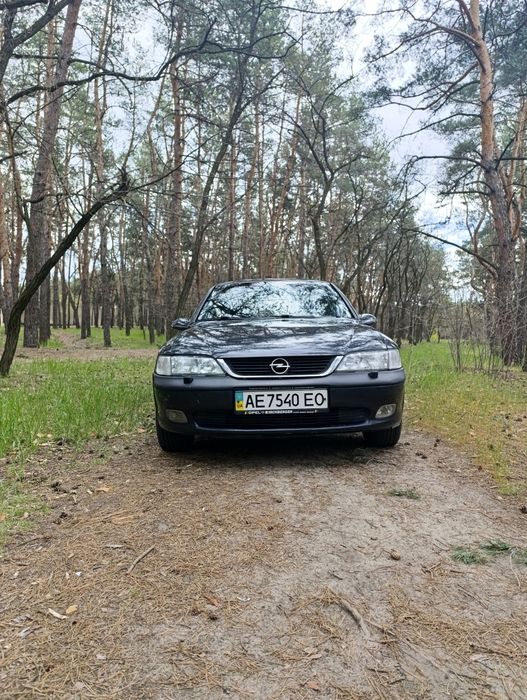Продам Опель вектра б