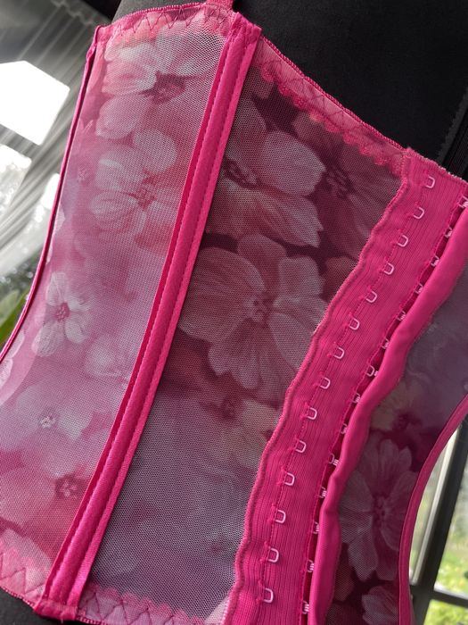 Gorset róż 75B, 70C, 70D, 80D (358)