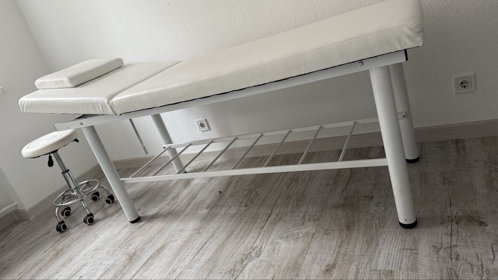 Кушетка универсальная