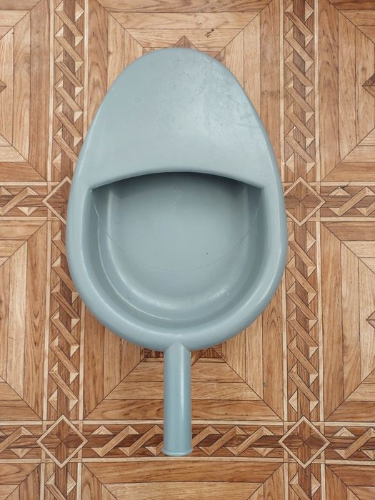 Судно подкладное пластиковое для лежачих больных