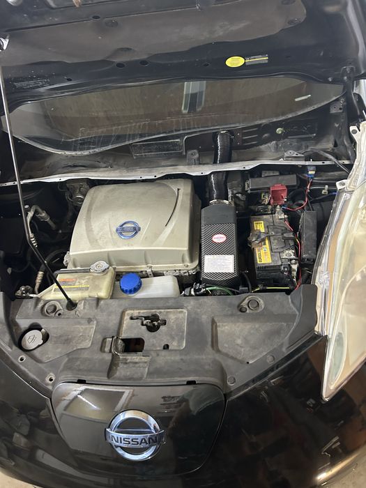 Установка автономки, обігрівач, вебасто, фен Nissan leaf, е-golf