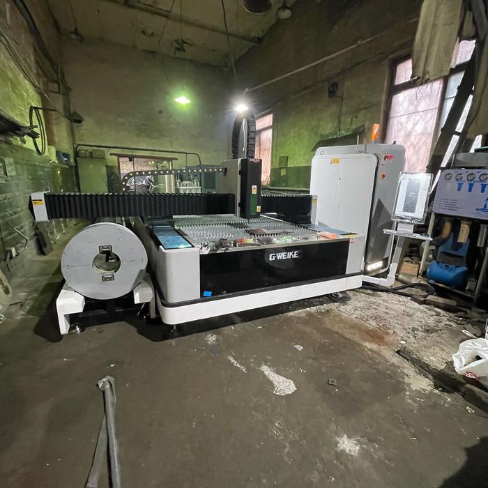 Волоконный лазер Gweike LF3015LNR Труборезом 3000W с ндс