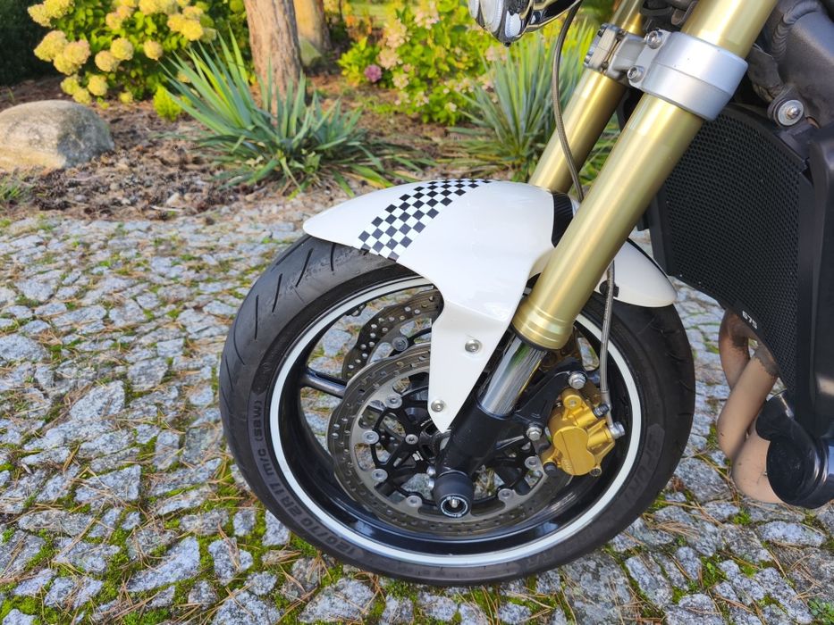 Triumph street triple 675