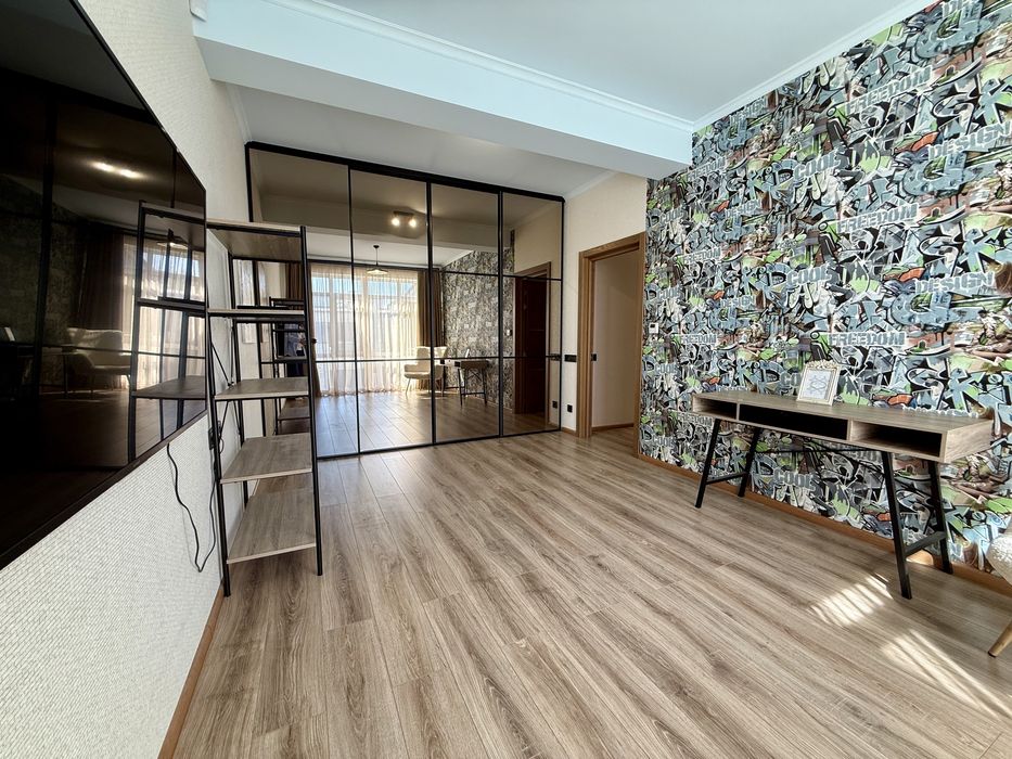 Продам таунхаус з ремонтомв закритому КМ Грін Плейс Green Place Ірпінь