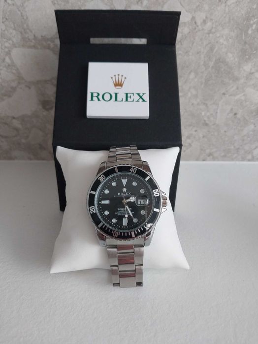 Часы Rolex Submariner в коробочке