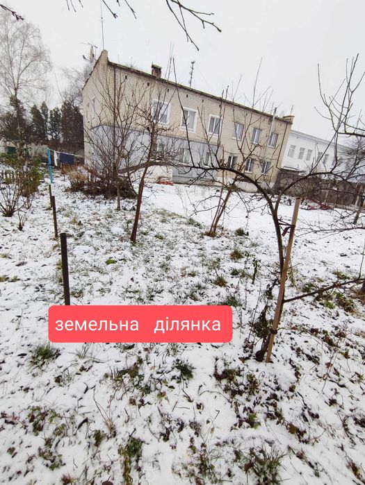 +3-кімнатна квартира з ремонтом + 2 сотки землі | 7 км від Рівного