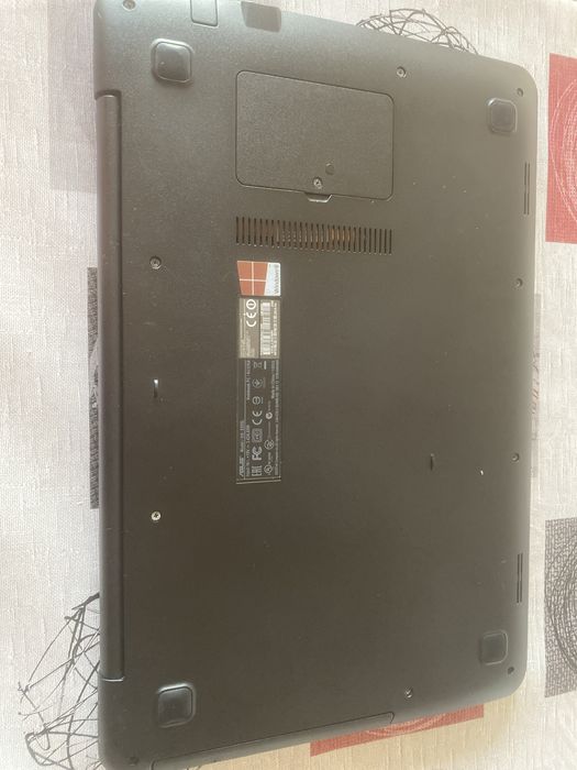Portatil ASUS   X555L
