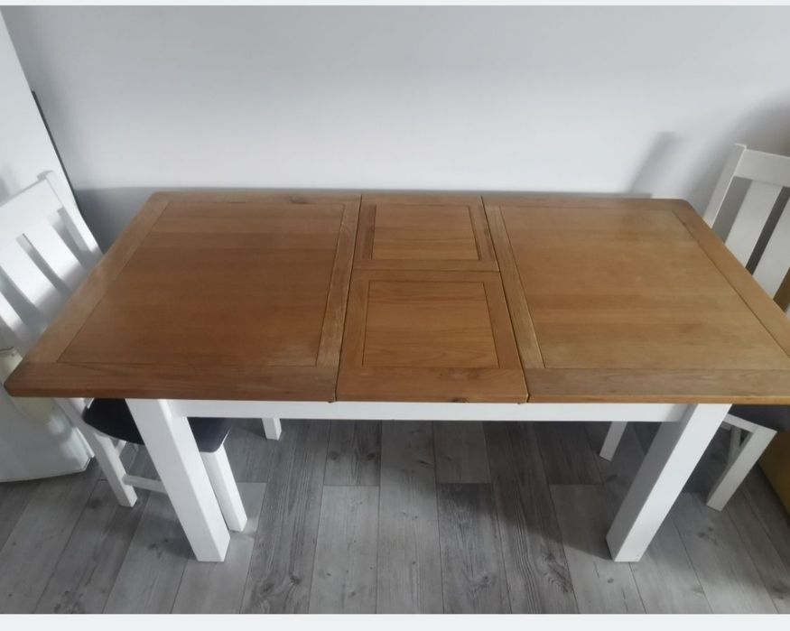 Stół rozkładany 4 krzesła 140/90/80/180