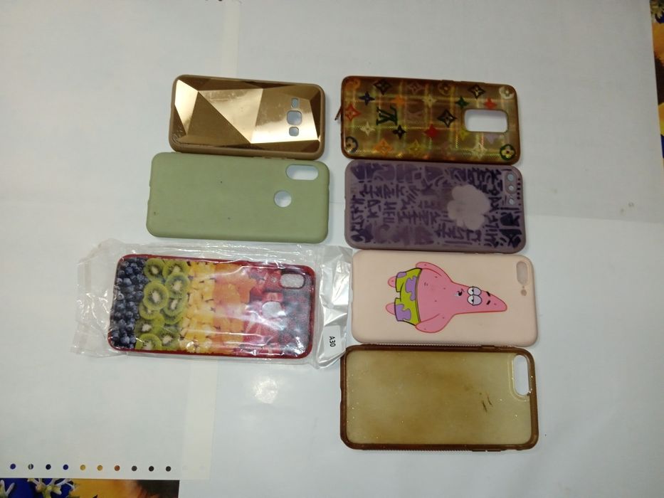 Чехол для телефона б.у разные