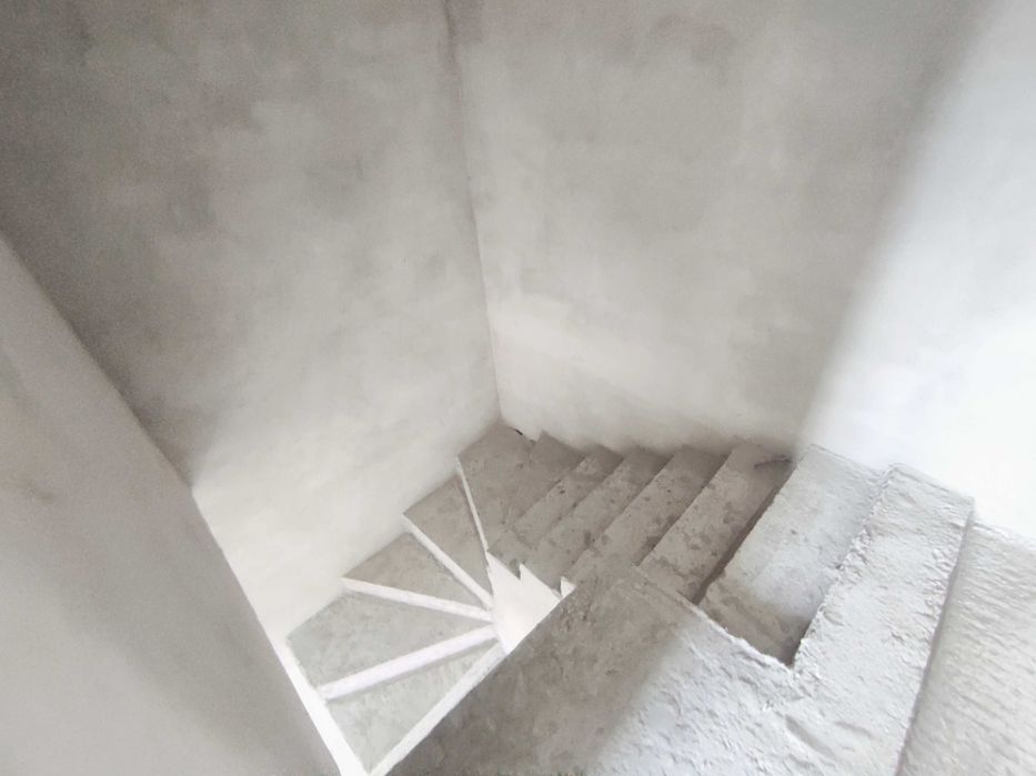 Кутовий, крайній цегляний,будинок,таунхаус.Площа 135м² 2,5ст газ гараж