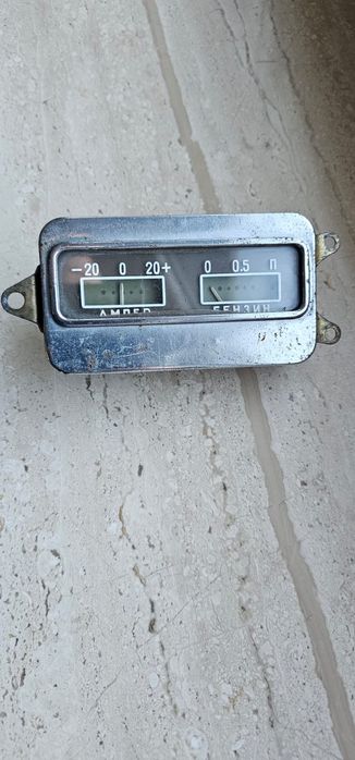 Wskaźnik licznik paliwa wody zegar Wołga Lada