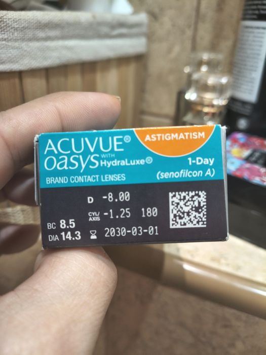 Soczewki kontaktowe astigmatism -8