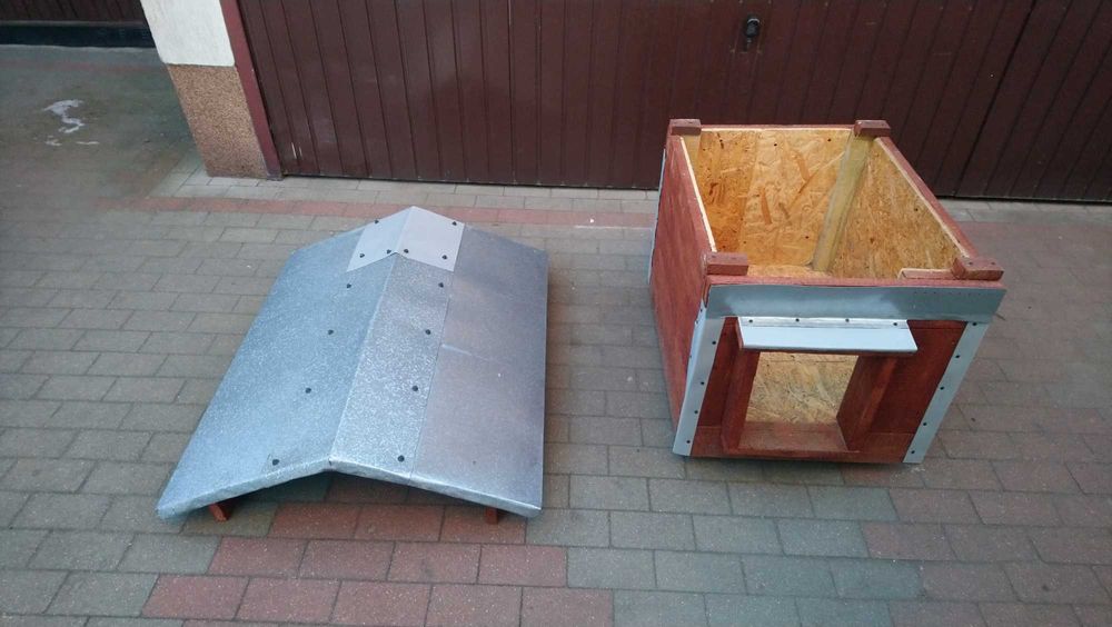 Buda dla małego psa