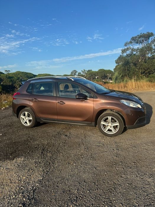 Peugeot 2008 — fotografia 7