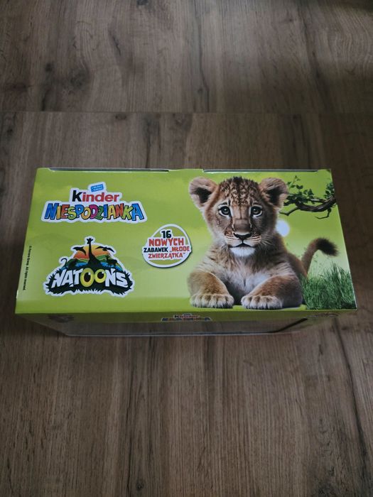 Maskotka Lew młode zwierzątka Kinder + gratis