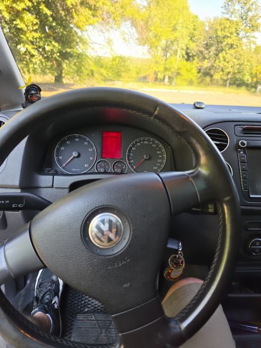 volkswagen golf 5 plus