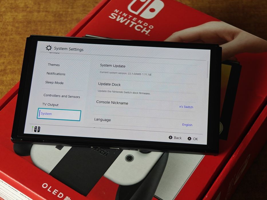 NOWA Nintendo Switch OLED przerobiona CFW PICOFLY + karta 512gb ZESTAW