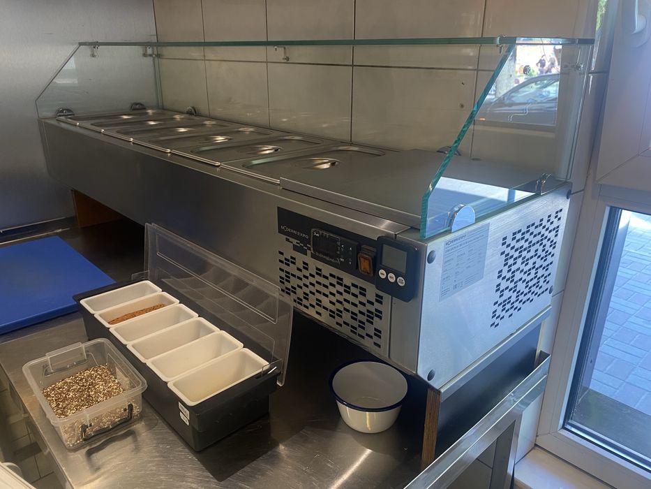 холодильна вітрина для інгредієнтів