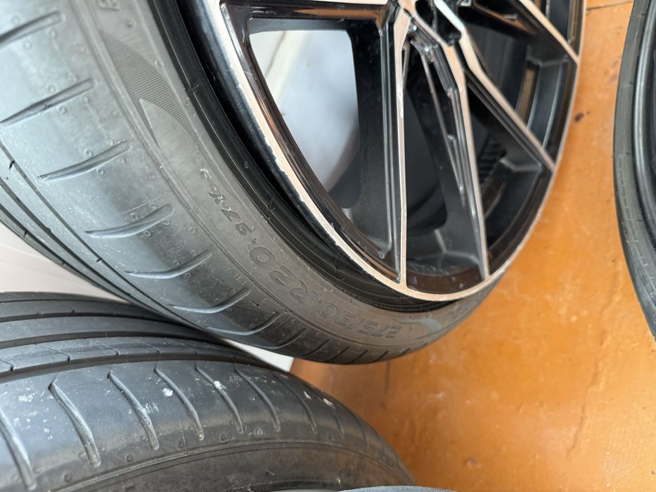 Pirelli P Zero Run Flat  275/30 R20