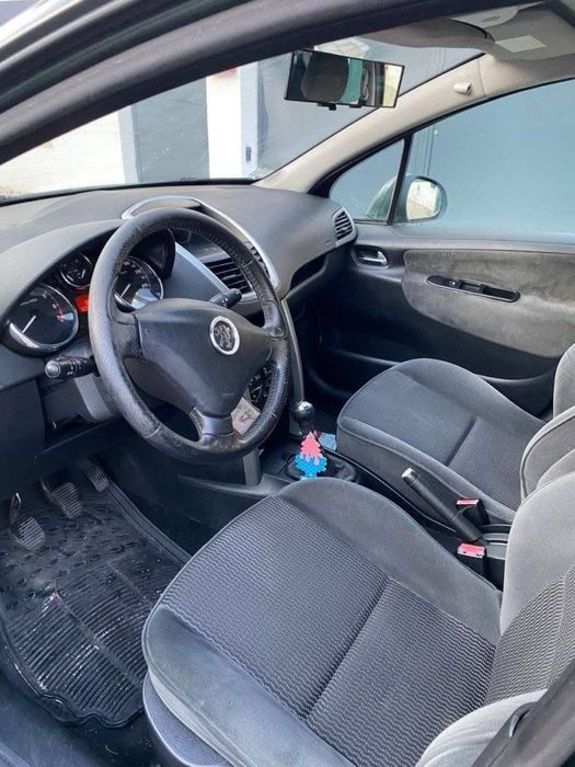 Peugeot 207 — fotografia 9