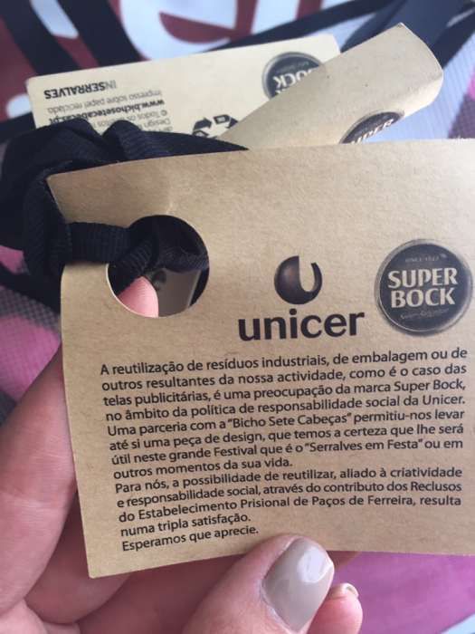 Almofadas-Carteiras de rua Super Bock e Bicho Sete Cabeças