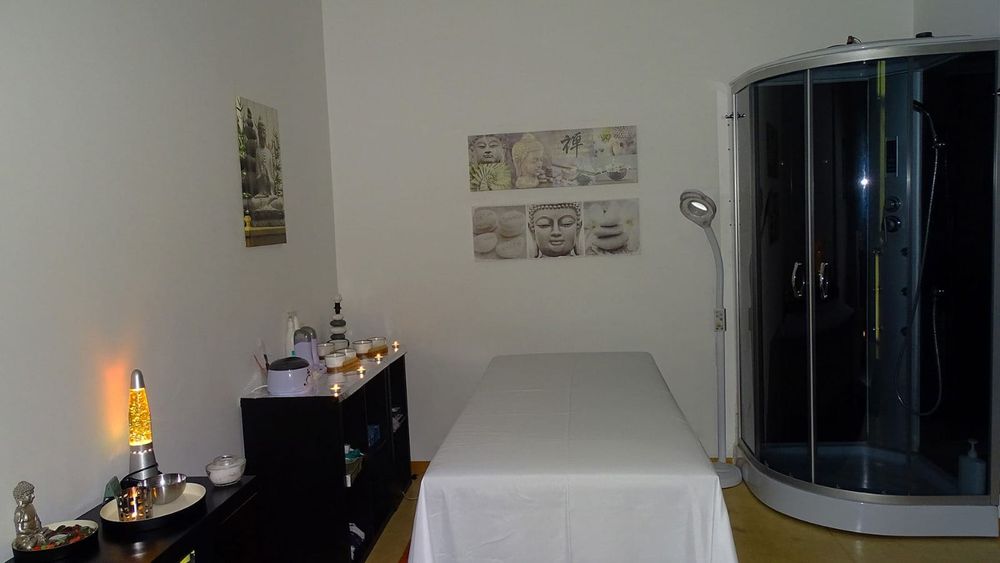 Gabinete de Estética e Massagens (M/F)