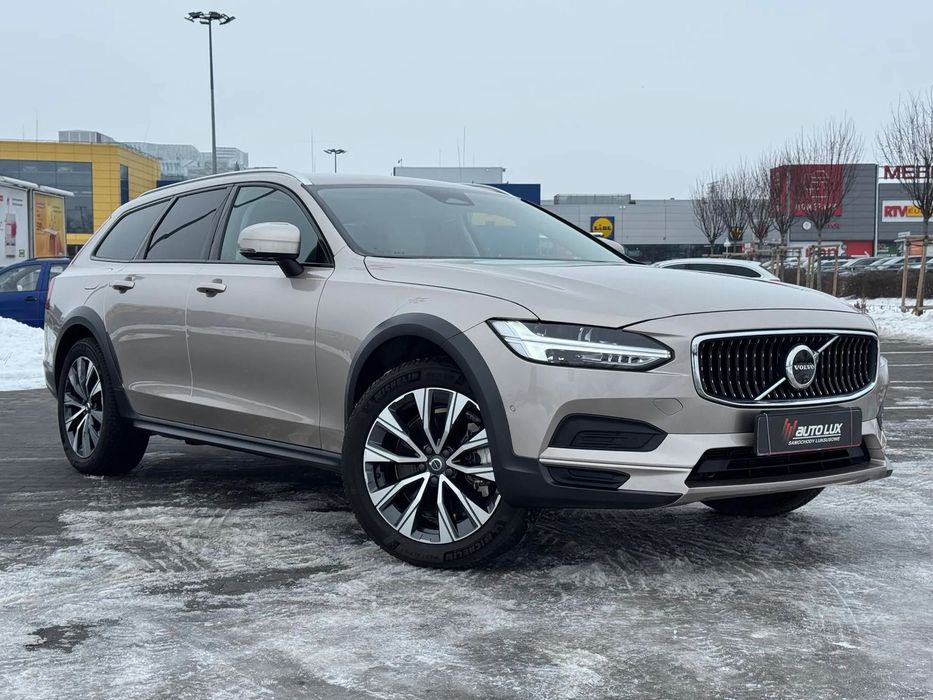 Volvo V90 Cross Country V90 Cross Country B5 AWD 4x4 Max Wersja Stan Perfekcyjny Min Przebieg