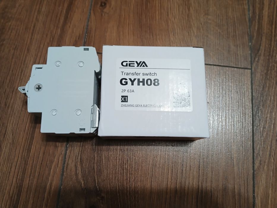 трёхпозиционный переключ нагрузки Перекидной рубильник 63А  2Р