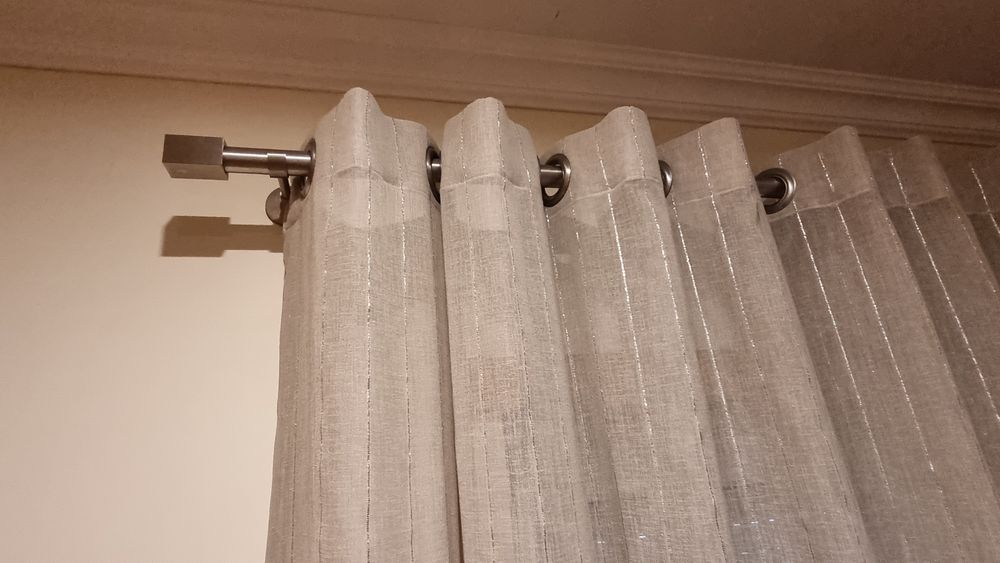 Cortinados cinza