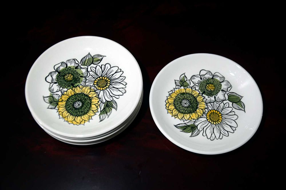 Pratos Ironstone Ingleses