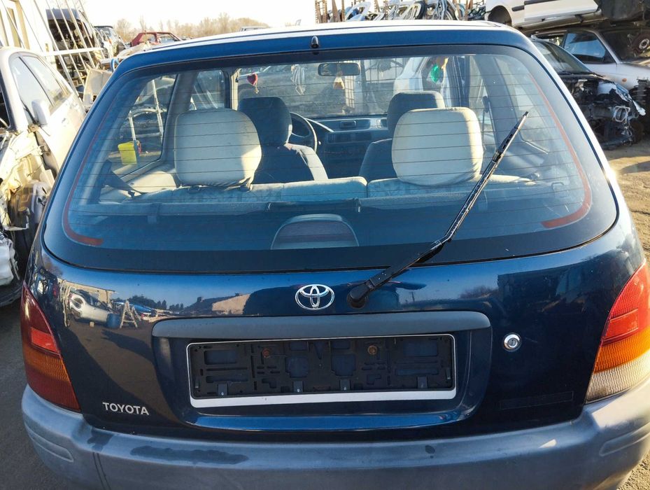 TOYOTA STARLET EP91L 1.3i 3D 1997r.Zderzak tylny.