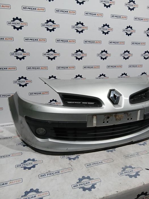 PARA CHOQUES FRENTE CINZA RENAULT CLIO 3 2007-2014 ANO: 2008