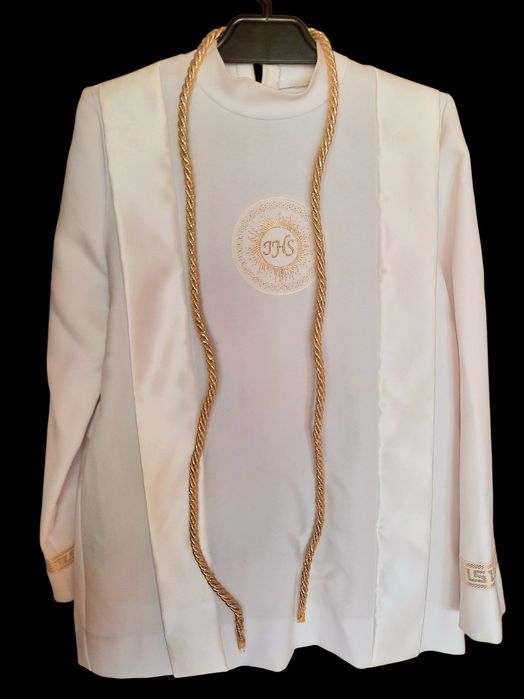 Chłopięca alba komunijna