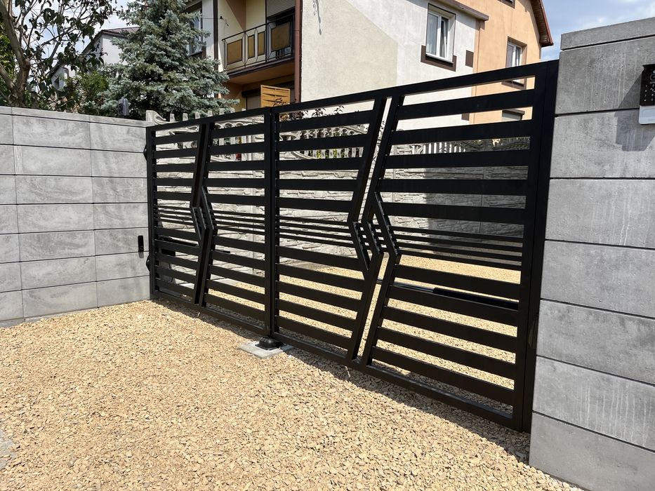 Montaż Ogrodzeń grzebienowe , poziome . Laserowe . Aluminium . Stal