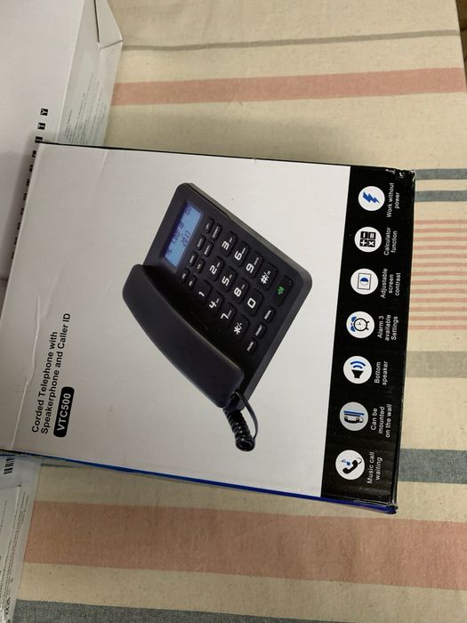 Telefon stacjonarny (przewodowy)