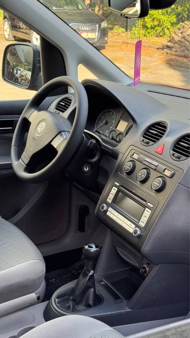 Продам автомобіль.