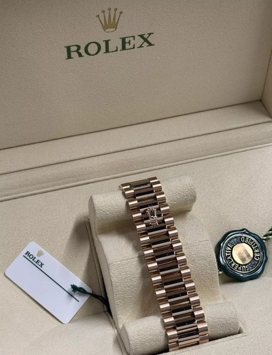 Rolex Day-Date 40mm Olive 228235