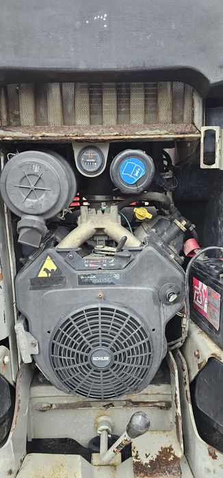 Mini ładowarka Ditch Witch Zahn R300 Koparka łańcuchowa wiertnica