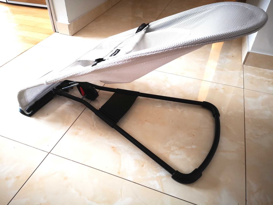Leżaczek Babybjorn Balance Mesh Soft JAK NOWY! - oryginalny