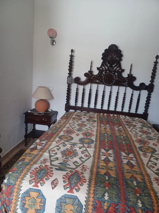 Mobilia de quarto antiga