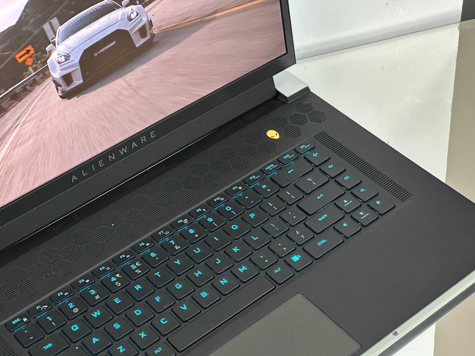 ULTRA Gaming BEAST Alienware x17 R1 17" i7 11th 64/1TB 30 RTX 70 360Hz ...